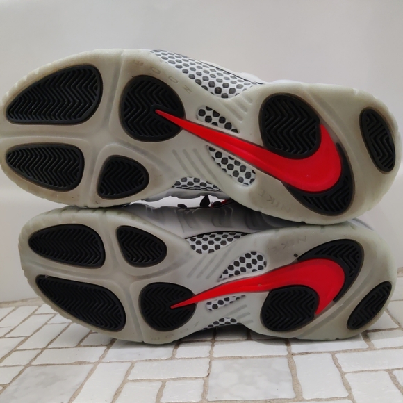 Nike foamposite size11.5 - Picture 5 of 7